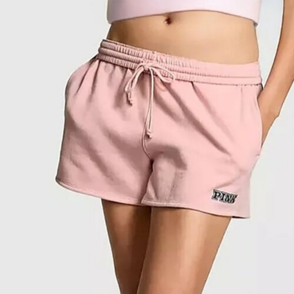 Victoria's Secret PINK Ivy Fleece Relaxed Shorts (Chalk Pink)